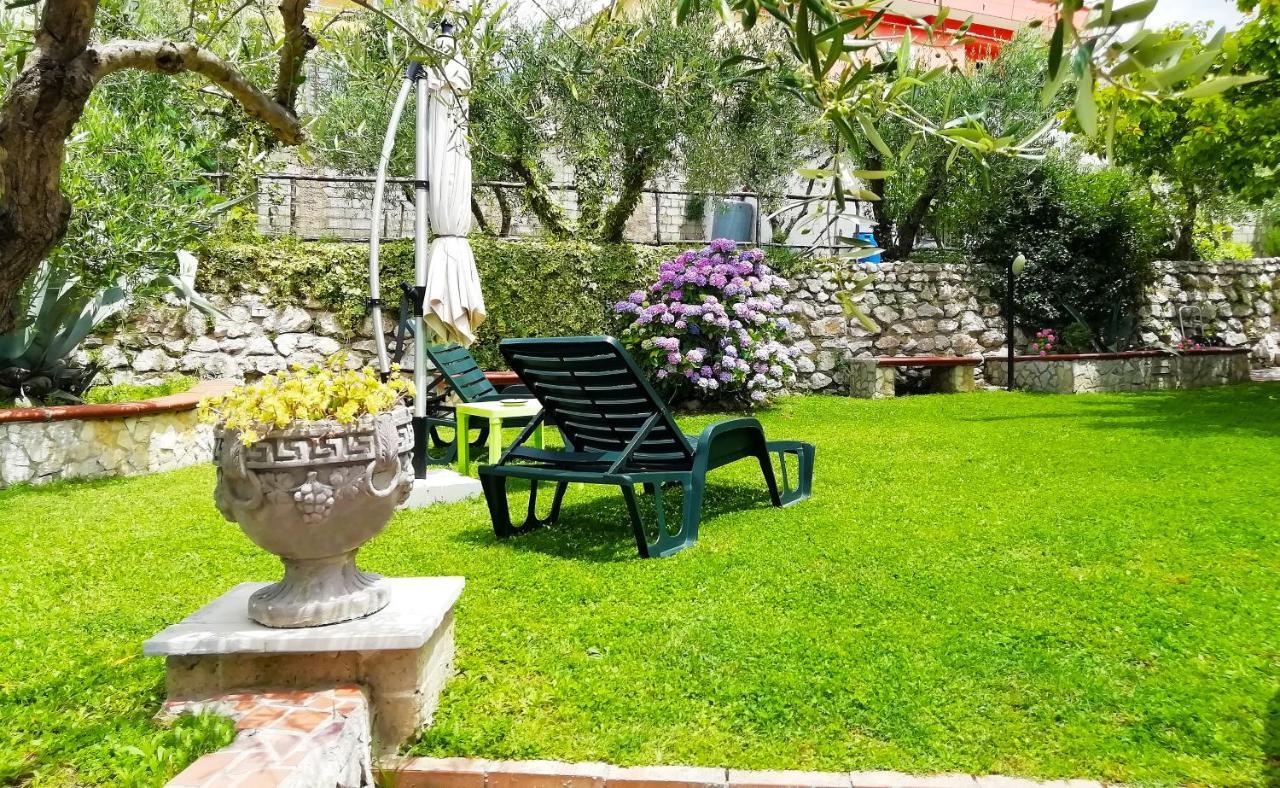 B&B Maison Villa Vittorio Avella Exterior photo